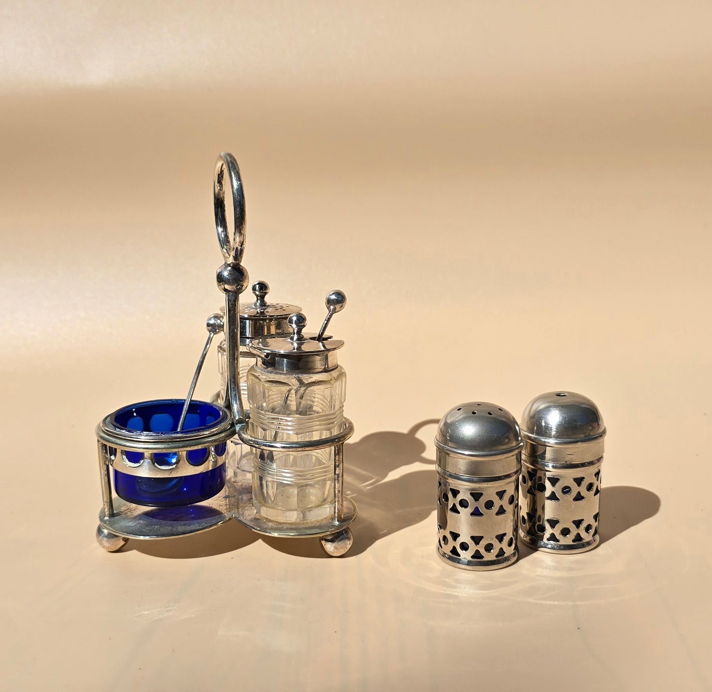 CONDIMENT TRIO
