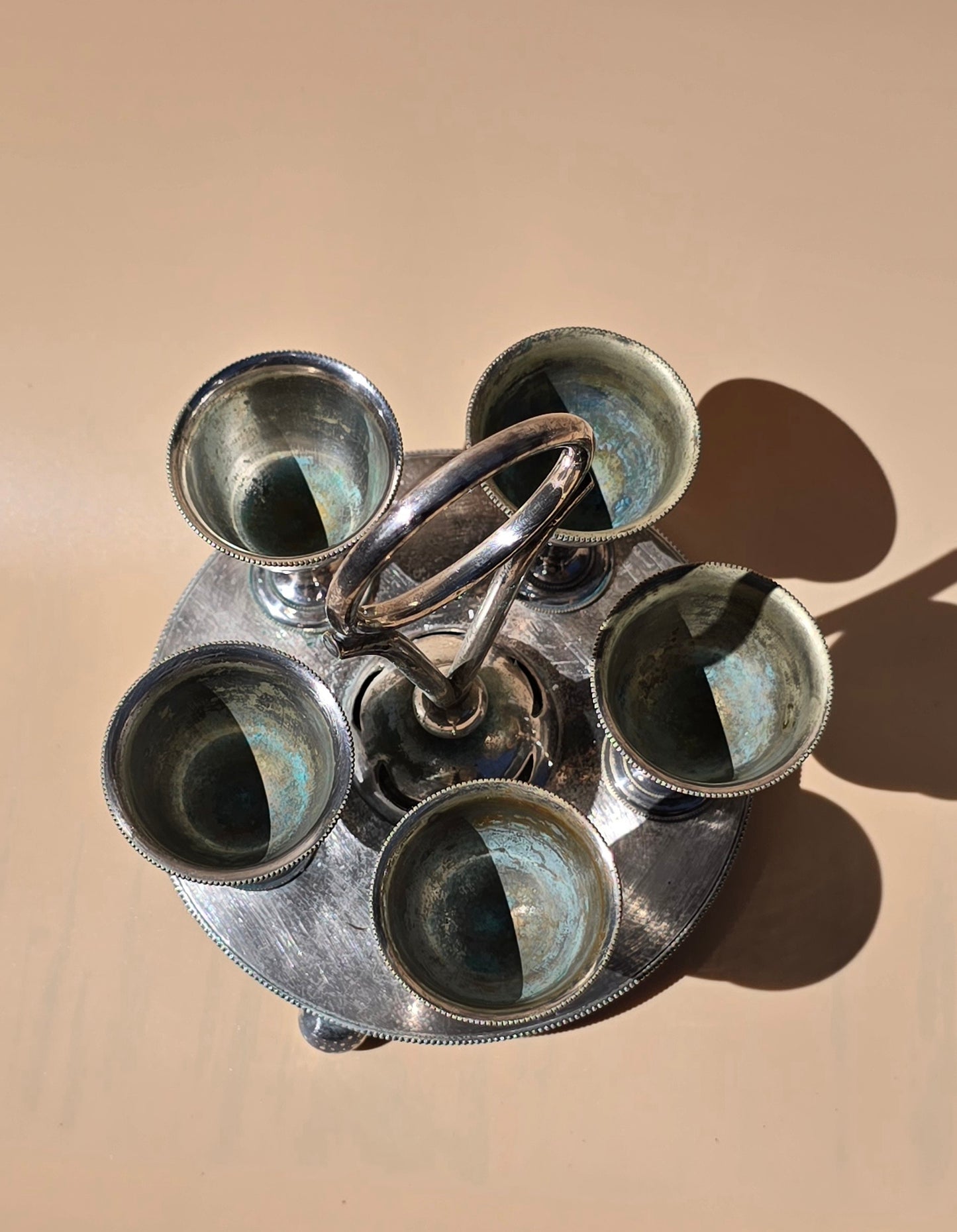 EGG CRUET