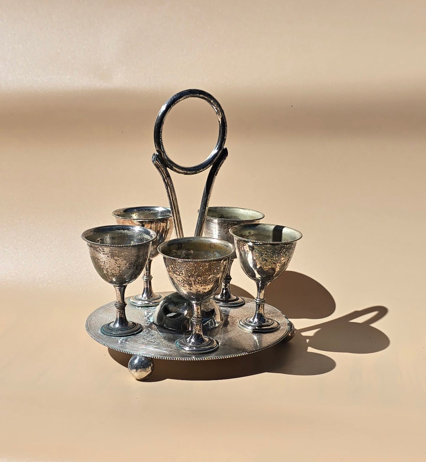 EGG CRUET