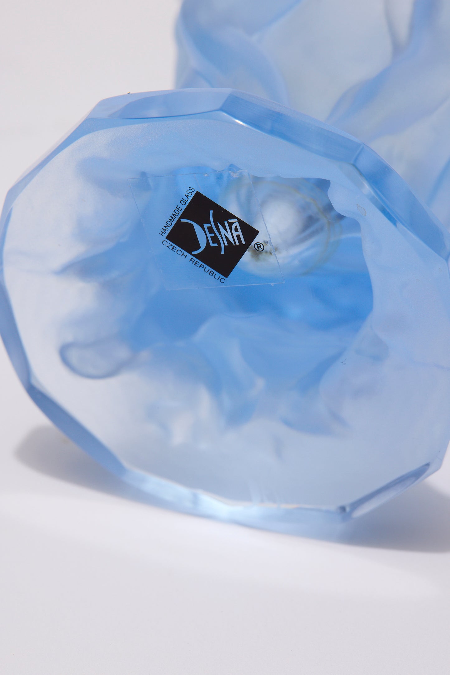 DESNA CZECH | SEND NUDES VASE