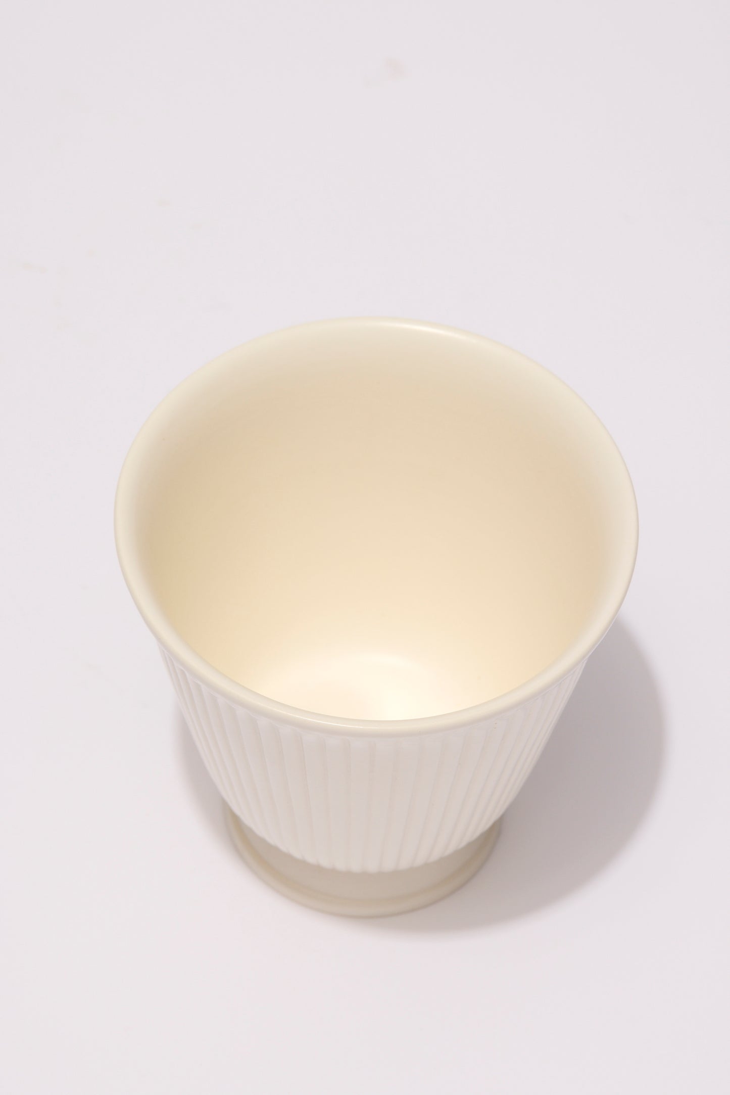 WEDGWOOD OF ETURIA AND BARLASTON | URN-SHAPED VASE