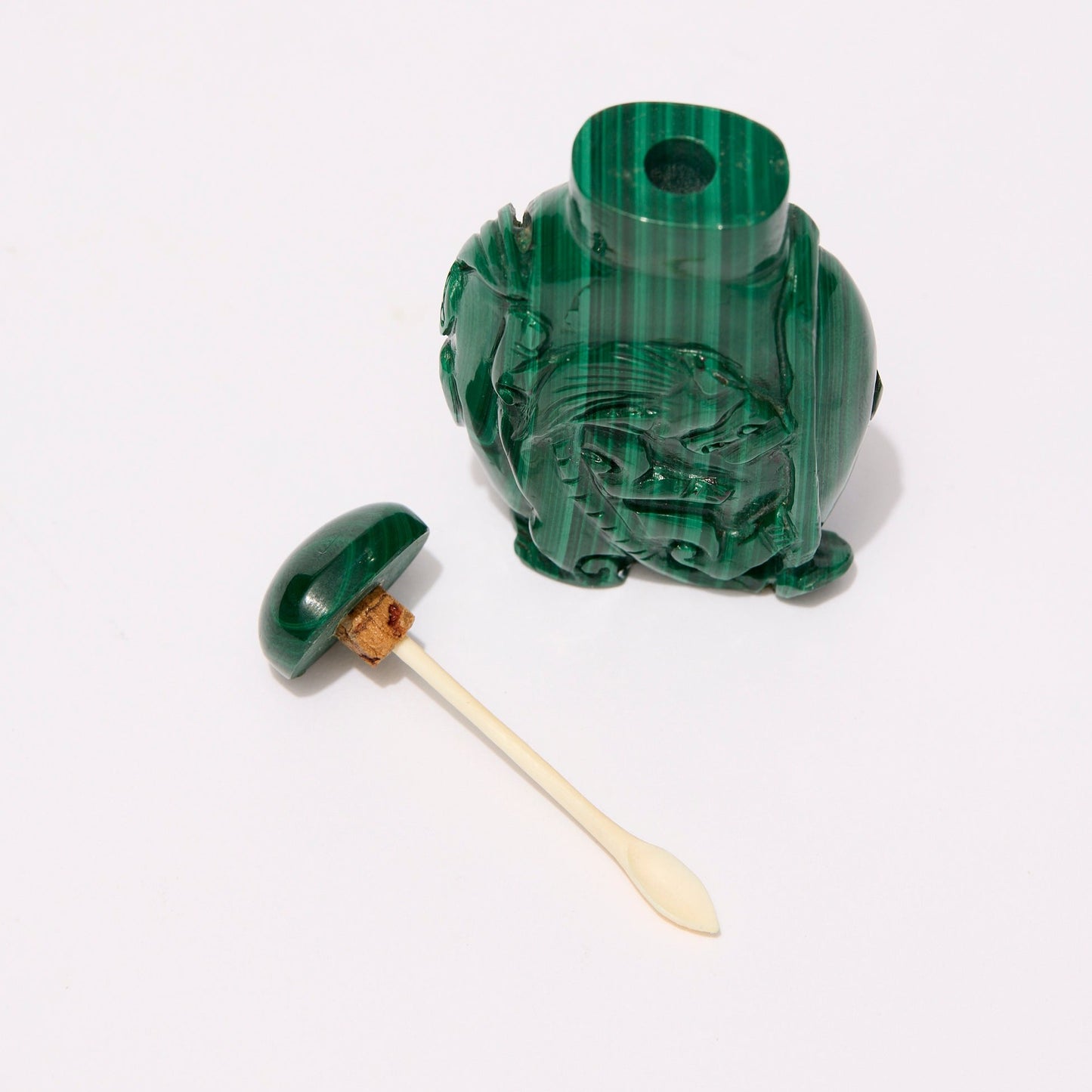 MALACHITE SNUFF BOTTLE