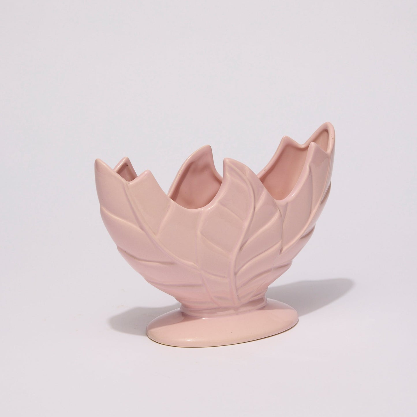 PINK CERAMIC FANNED LEAF-PATTERN VASE
