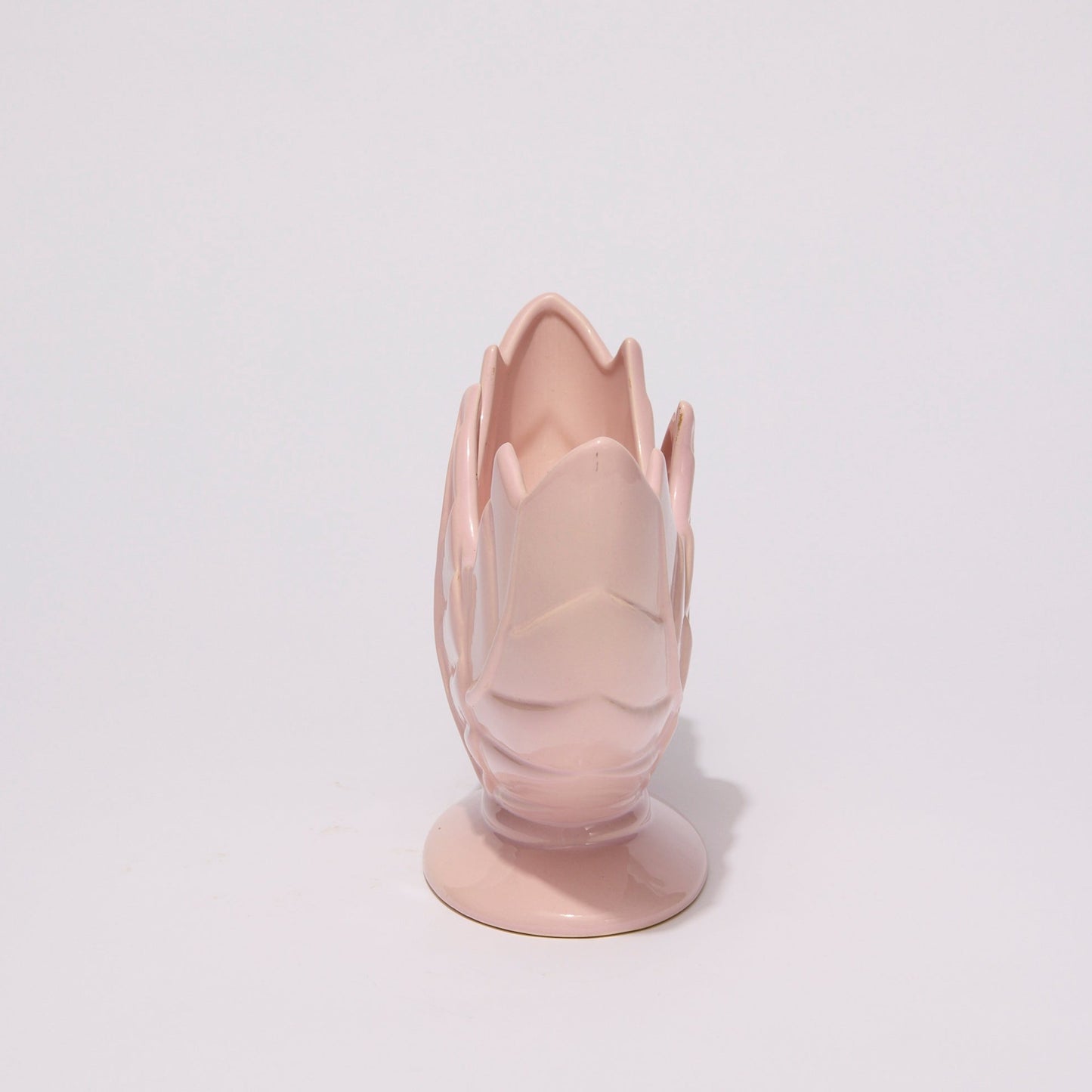PINK CERAMIC FANNED LEAF-PATTERN VASE