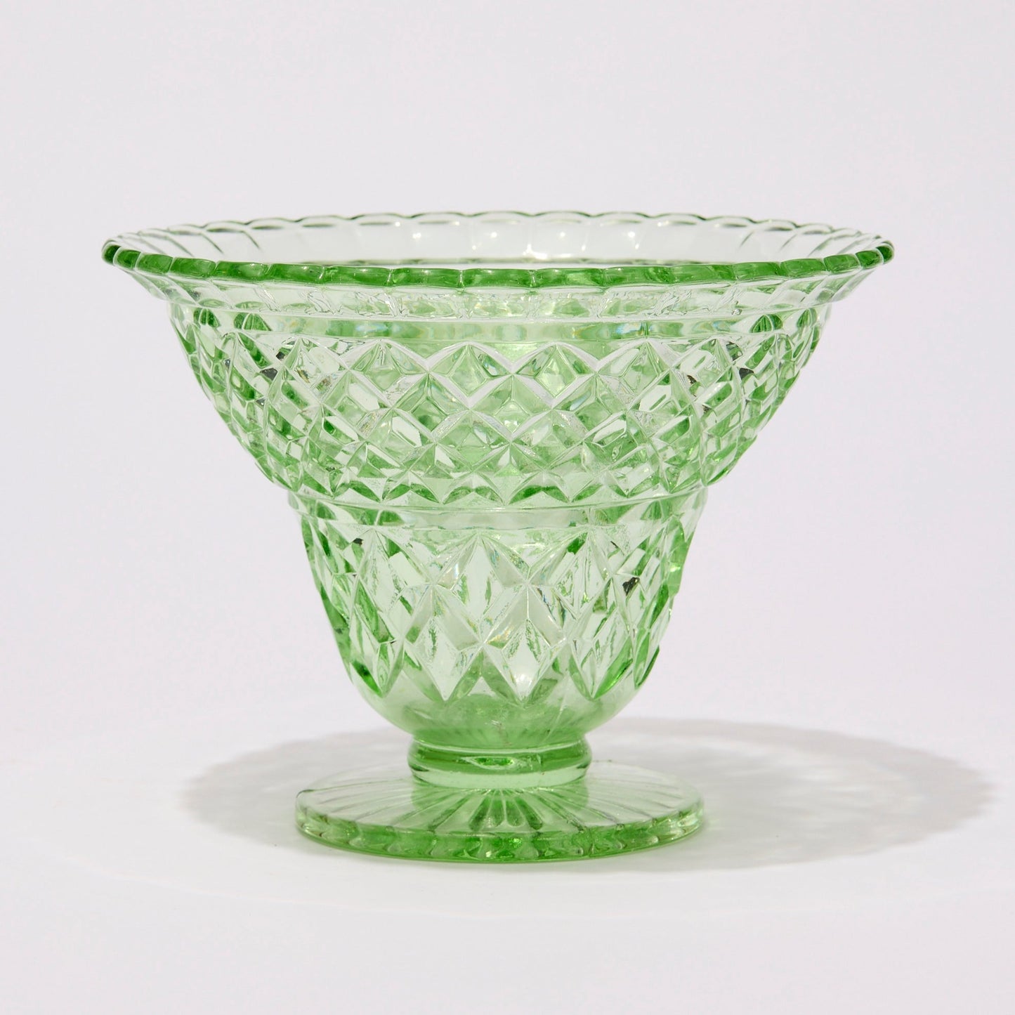 DEPRESSION GLASS | VASE