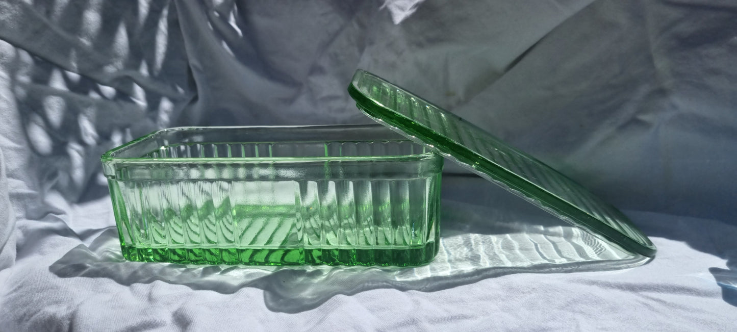 DEPRESSION GLASS | BREAD OR BUTTER BOX