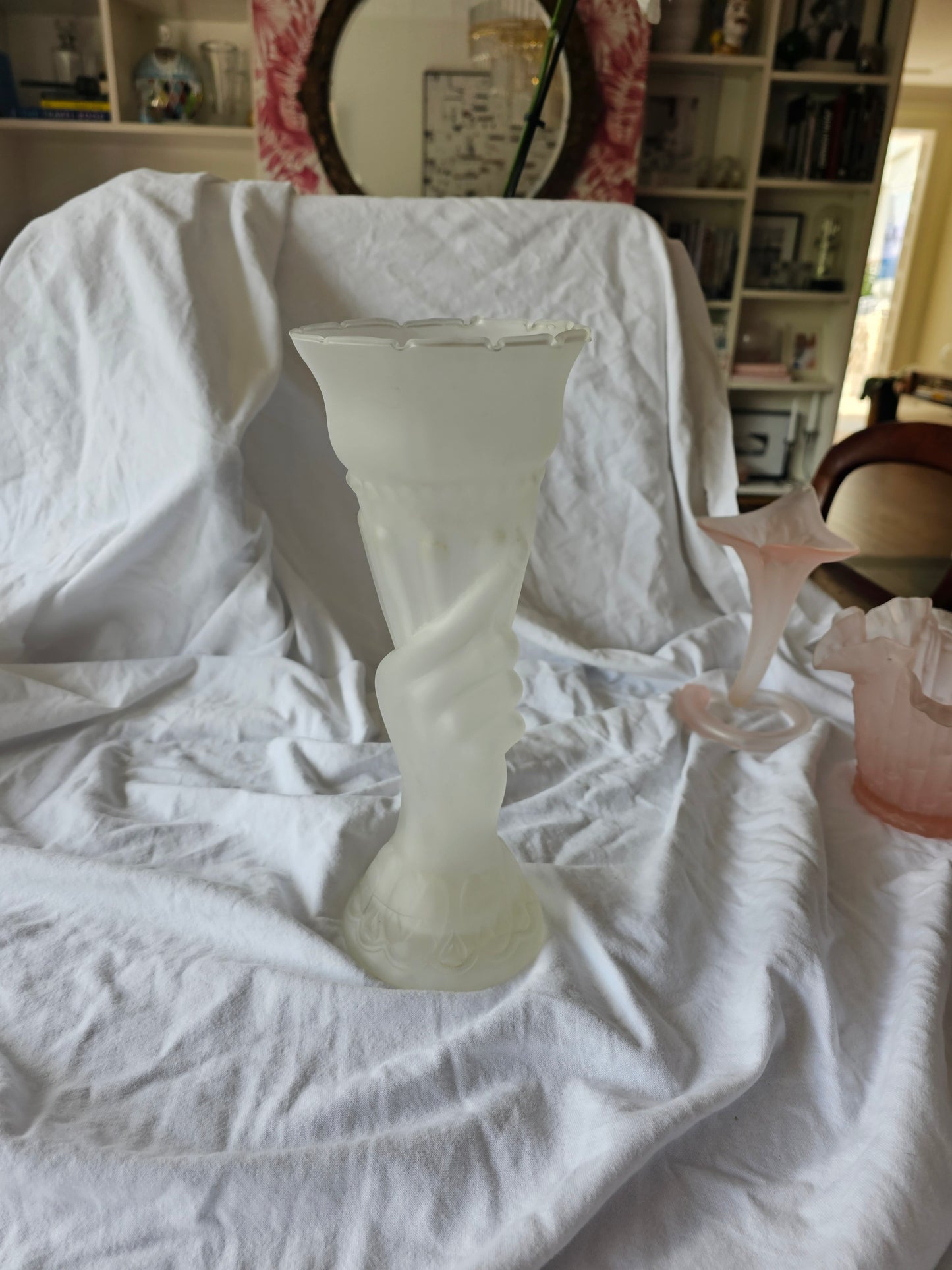 VICTORIAN STYLE FROSTED GLASS VASE