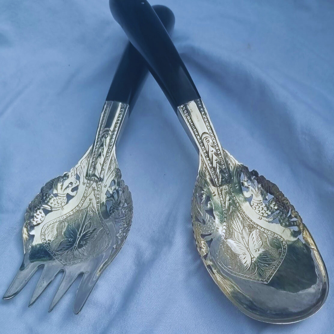 MOHD SALLEH & SONS | SILVER AND HORN SALAD SERVERS
