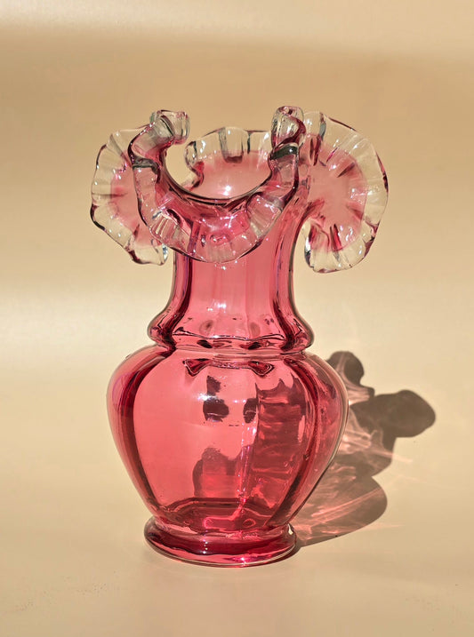 WISTATIN | RUBY GLASS VASE