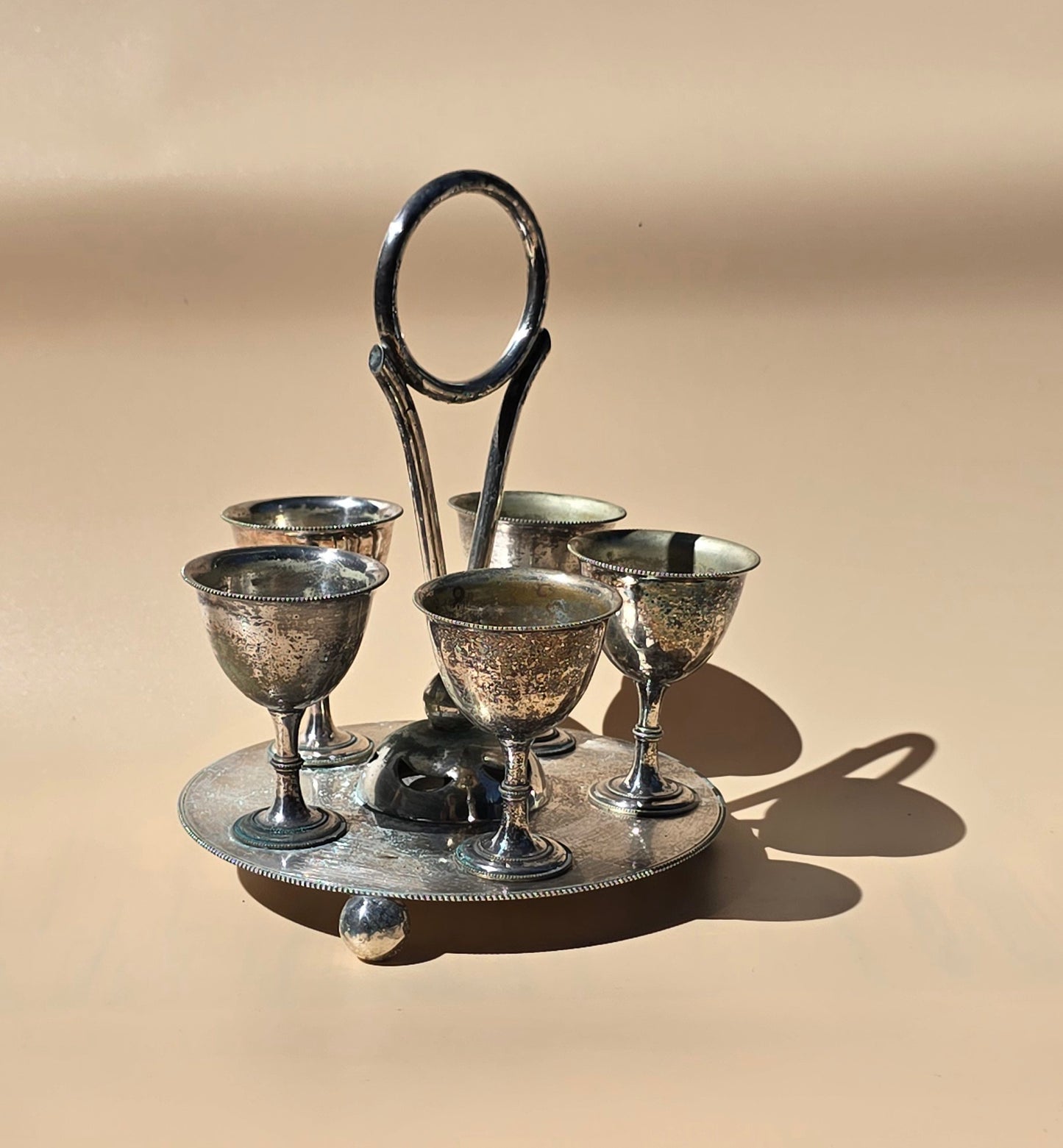 EGG CRUET