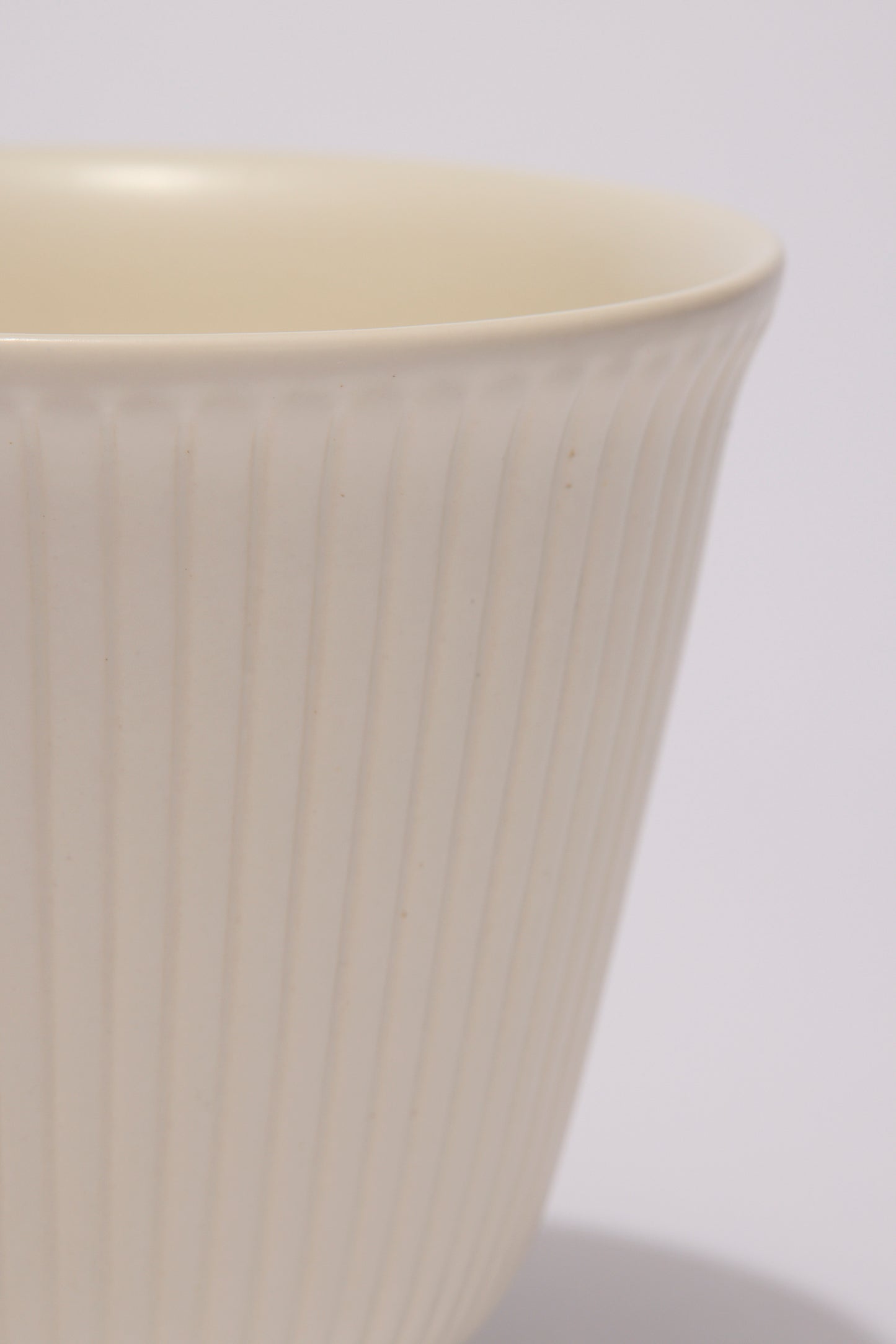 WEDGWOOD OF ETURIA AND BARLASTON | URN-SHAPED VASE