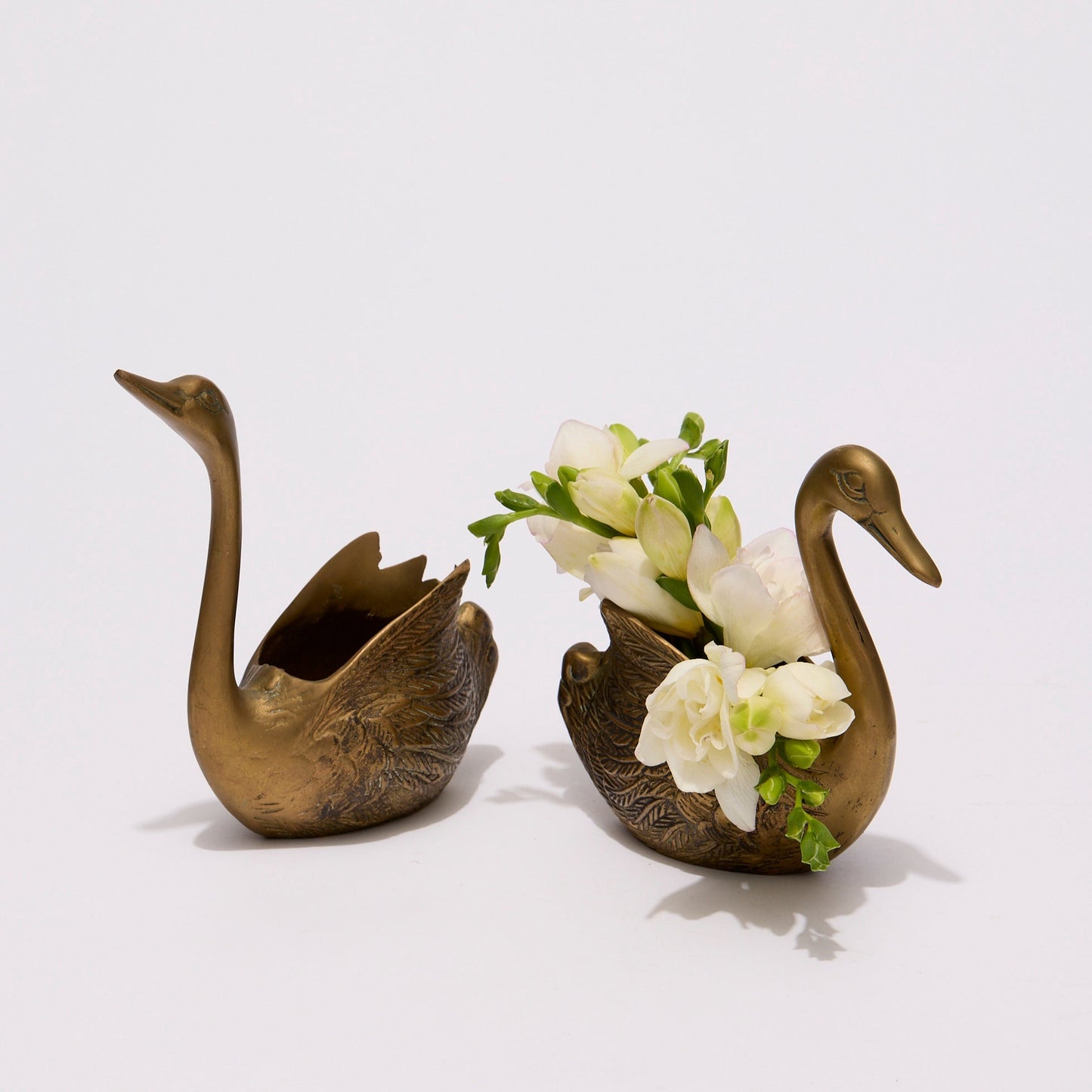 SOLID BRASS SWAN SCULPTURES (PAIR)