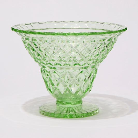 DEPRESSION GLASS | VASE